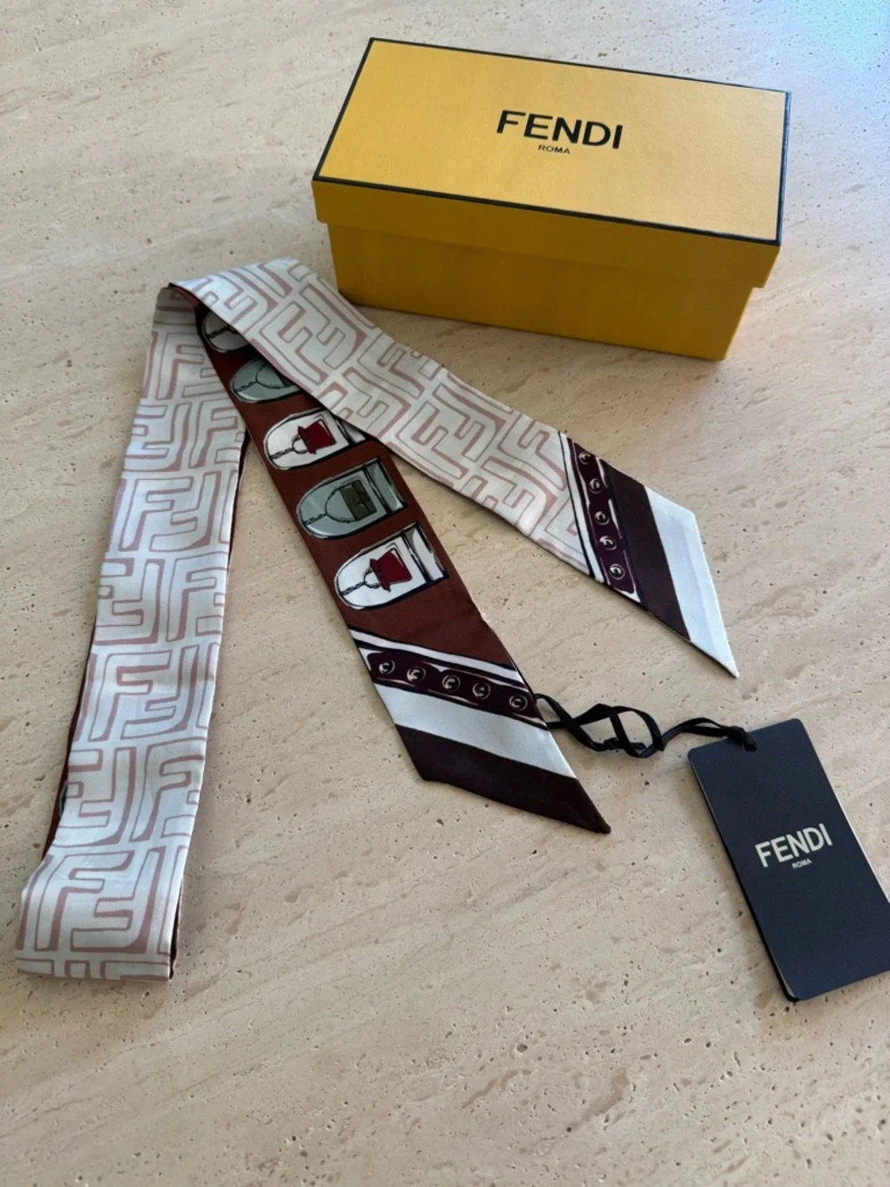 NWT FENDI Silk Scarf Reversible Foulard Bag Print & Logo - Picture 4 of 8
